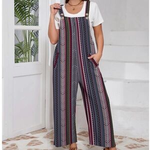 SIZE 3X STRIPED ROMPER. VERY LIGHT WEIGHT. NEVER WORN. PERFECT CONDITION.